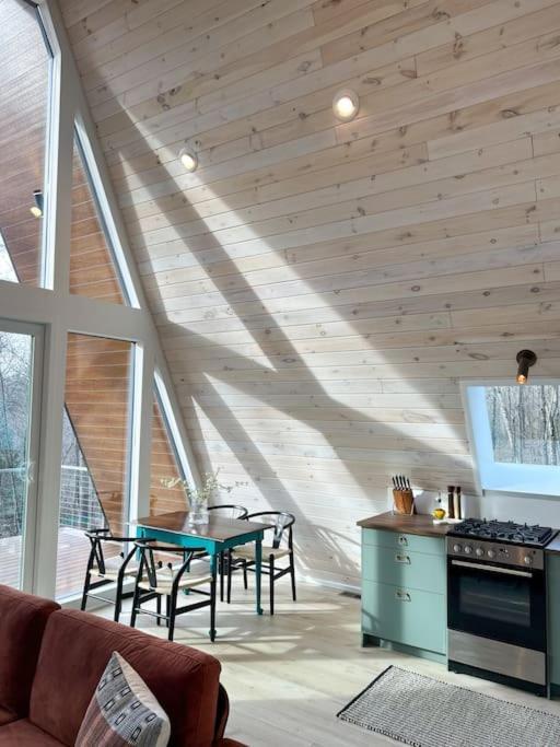 Fox Ridge-Black Alder Lodging Logan Exterior foto